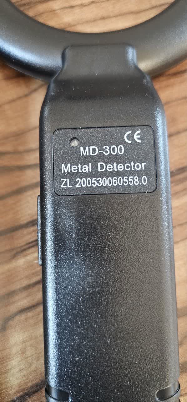 راکت بازرسی موبایل یاب مدل MD300